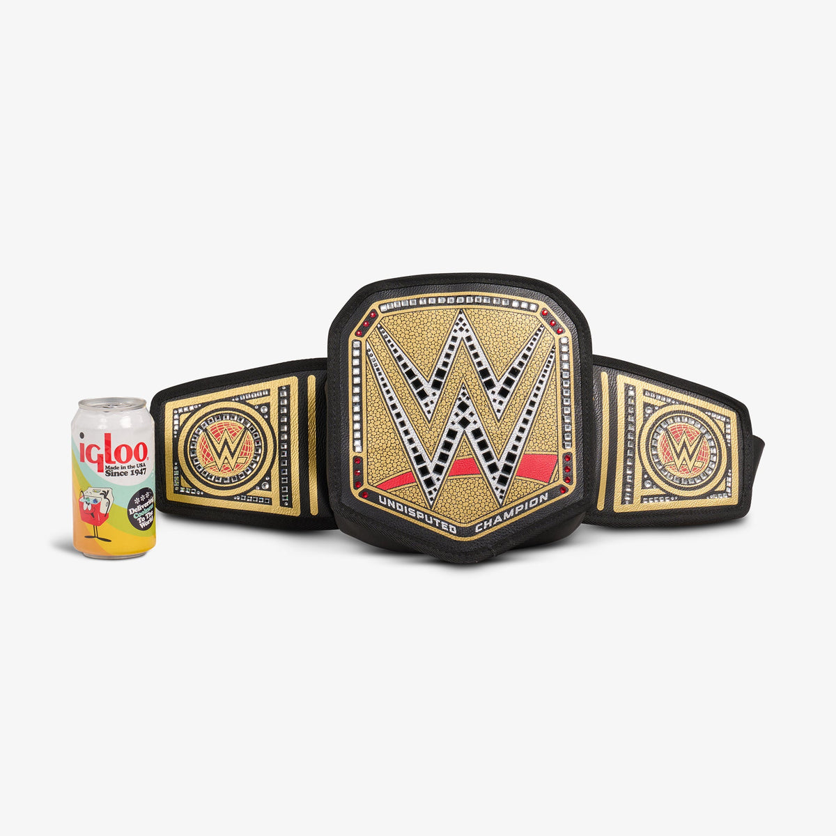 undisputed-wwe-championship-fanny-pack-w8 00027856-P.jpg