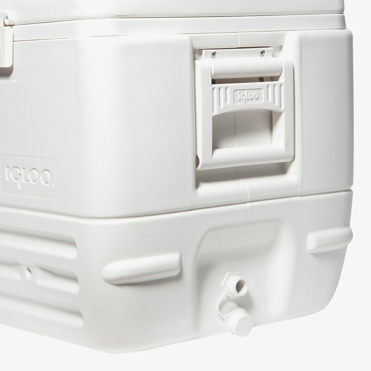 quick-and-cool-150-qt-cooler-q7 00044363-quick-and-cool-150-qt-cooler-side_d261c6aa-cd7b-40f6-b463-5023d91df276.jpg