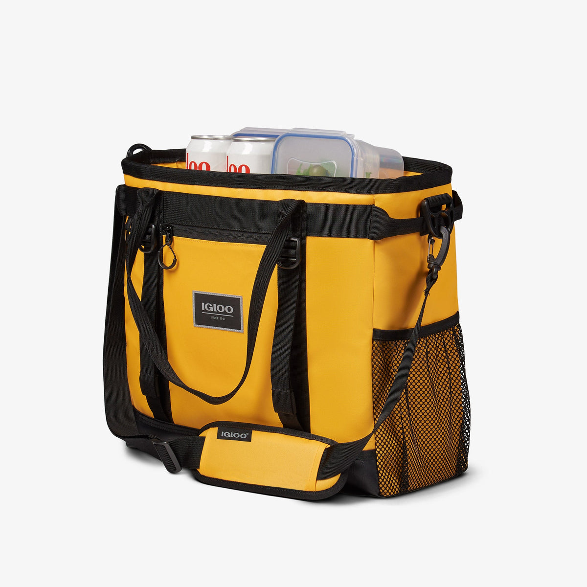 pursuit-30-can-tote-w7 00065993_3.jpg