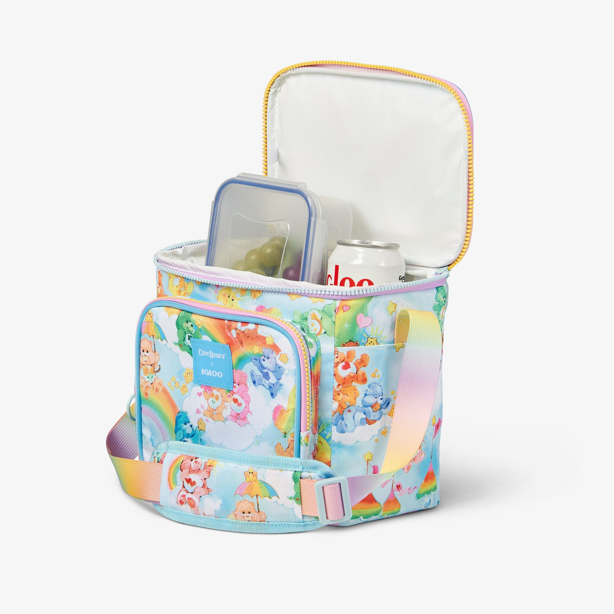 the-care-bearstm-clouds-square-lunch-bag-k0 00066102_3.jpg